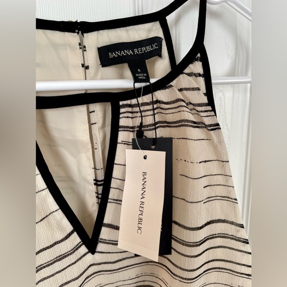 NWT Banana Republic Black and Cream Striped Dress - Picture 2 of 7